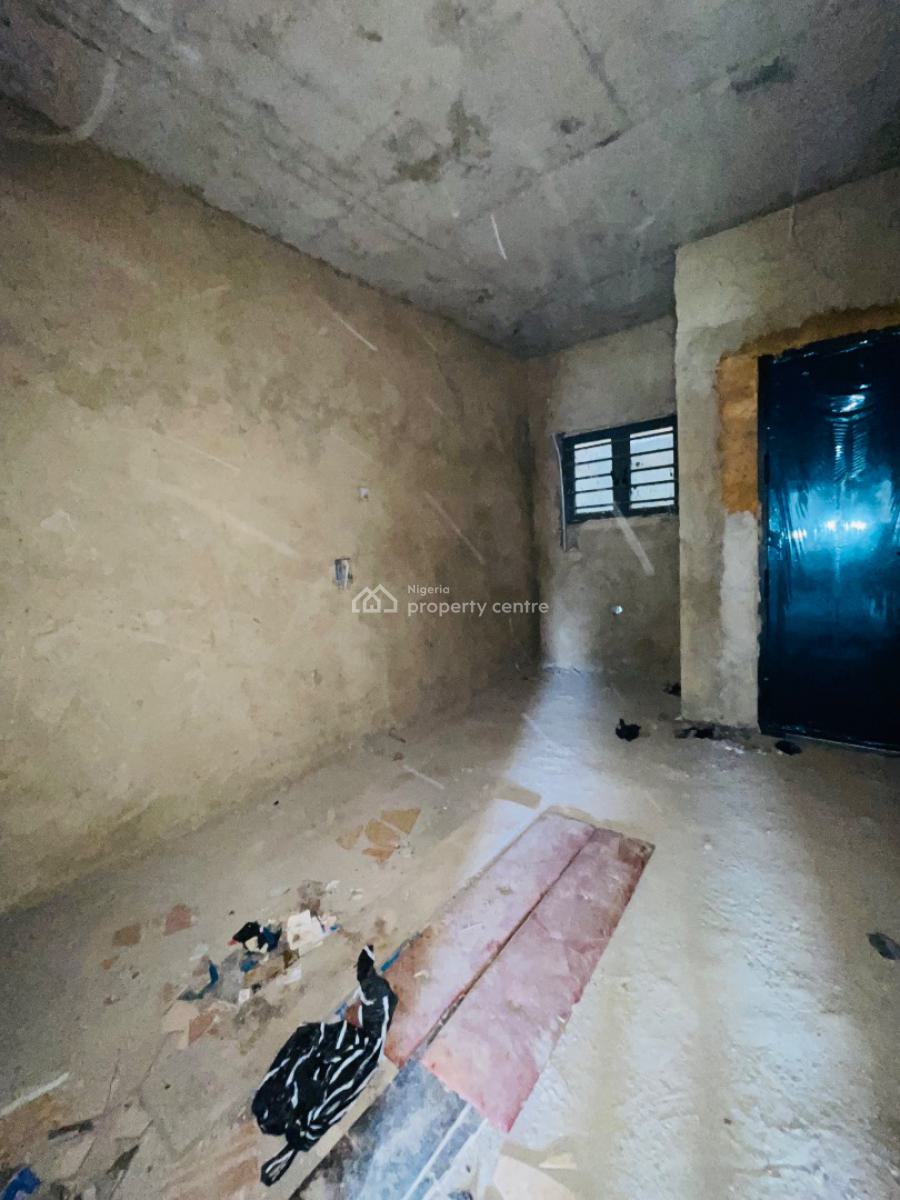 Top Quality 4 Bedroom Terrace Duplex with Study in a Secured Estate, Gbagada, Lagos, Terraced Duplex for Sale