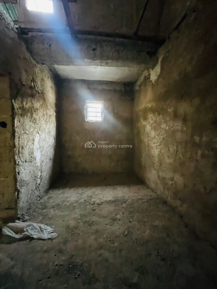 Top Quality 4 Bedroom Terrace Duplex with Study in a Secured Estate, Gbagada, Lagos, Terraced Duplex for Sale