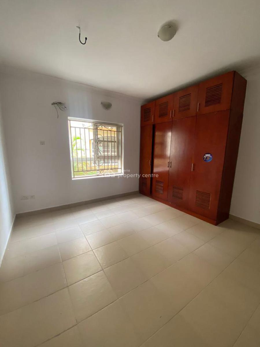 Luxury Serviced 3 Bedroom Apartment in a Secured Estate, Milverton Estate Osapa London, Lekki, Lagos, Flat / Apartment for Sale