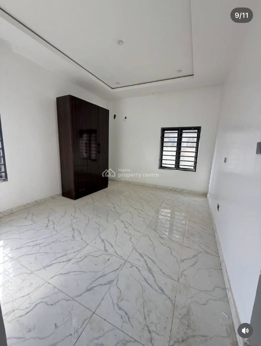 Brand New 3 Bedroom Flat in at Distress Price, Gilmore, Jahi, Abuja, Flat / Apartment for Sale