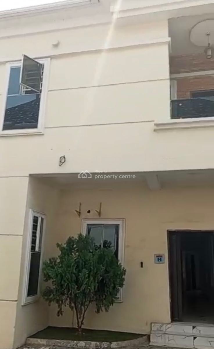 Luxury 4bedroom, Ologolo, Lekki, Lagos, Semi-detached Duplex for Rent
