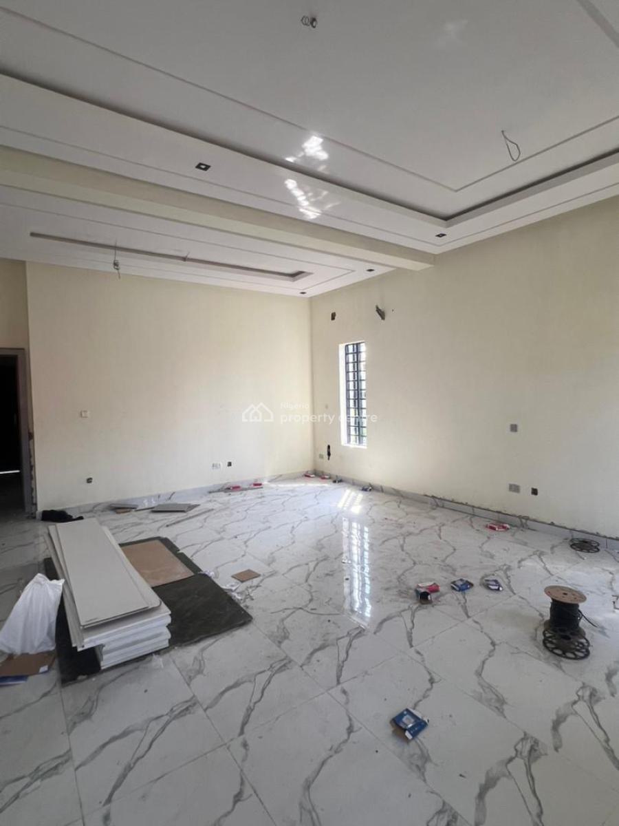 This Beautifully Designed 5-bedrooms Detached Duplex Sitting on 400sqm, Omole Phase 1, Ikeja, Lagos, Detached Duplex for Sale