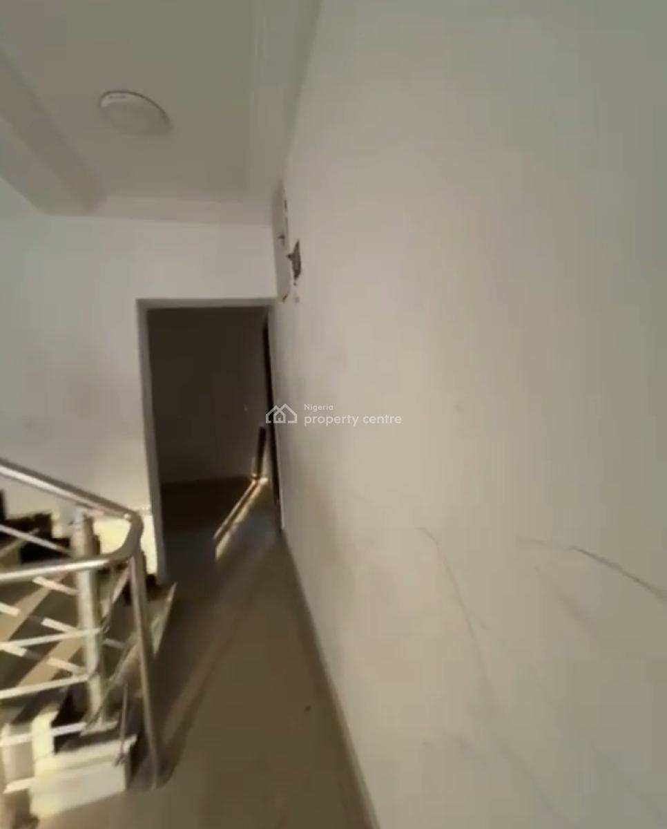 Premium 5-bedroom Semi-detached, Guzape District, Abuja, Semi-detached Duplex for Rent