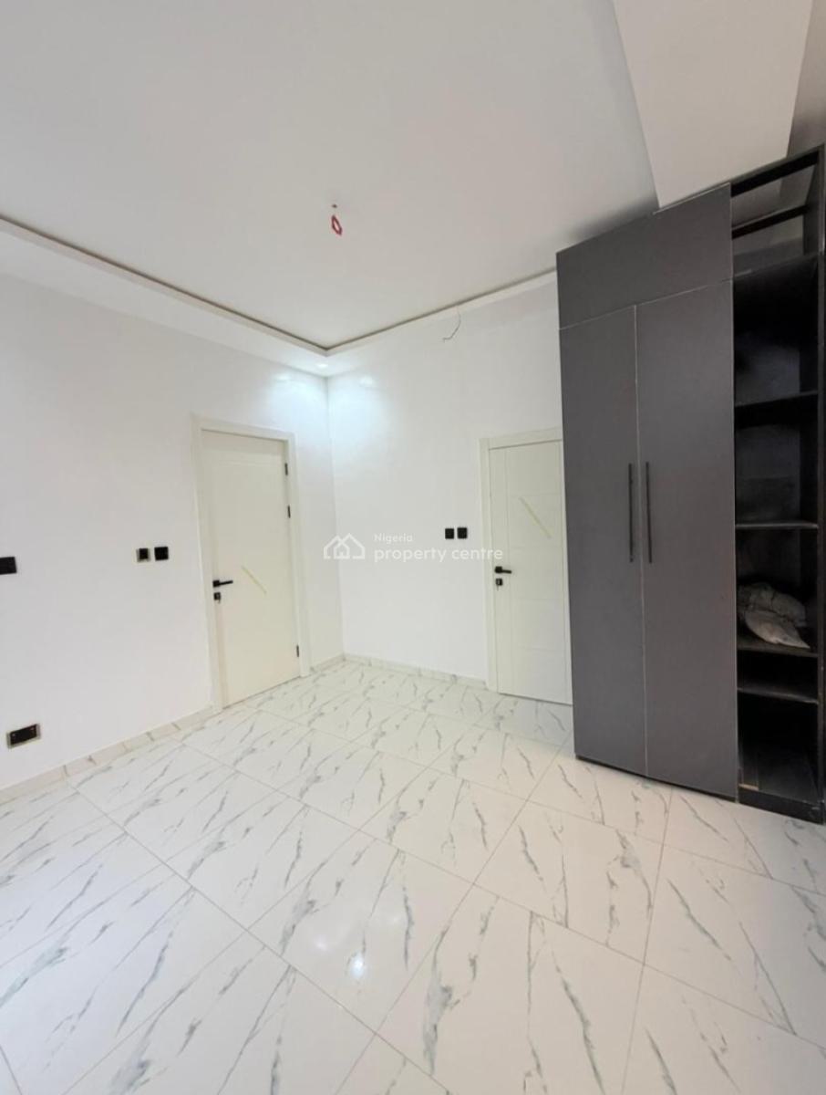 Newly Built and Self-serviced 4 Bedroom En-suite Semi-detached Duplex, Lekki Phase 1, Lekki, Lagos, Semi-detached Duplex for Rent