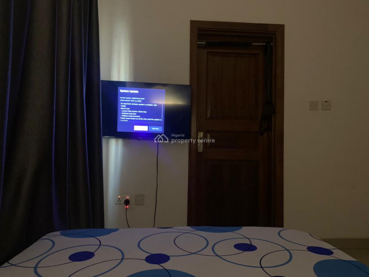 Spacious and Funished Room in a Flat, De Rock Street, Lekki Phase 1, Lekki, Lagos, Self Contain (single Rooms) for Rent