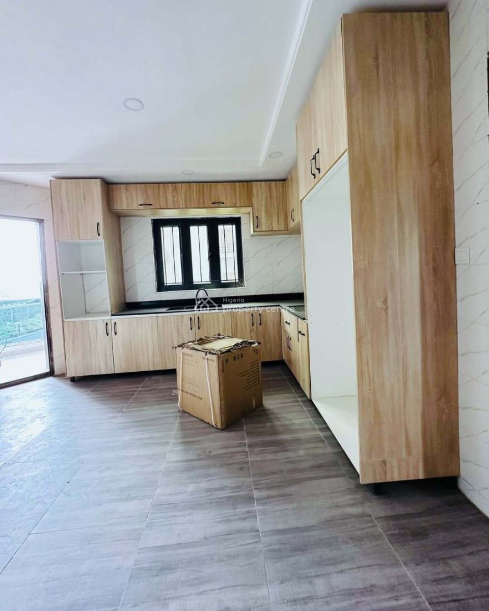 8 Units of 3-bedroom Apartments with Bq, Lekki Phase 1, Lekki, Lagos, Flat / Apartment for Rent
