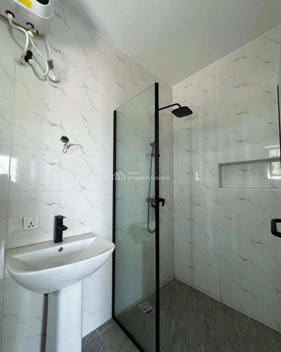 8 Units of 3-bedroom Apartments with Bq, Lekki Phase 1, Lekki, Lagos, Flat / Apartment for Rent