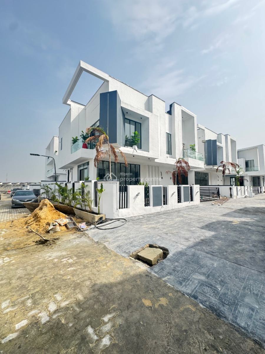 Beautifully Built 5 Bedroom Fully Detached Duplex with Bq and a Pool, Chevron, Lekki Phase 2, Lekki, Lagos, Detached Duplex for Sale