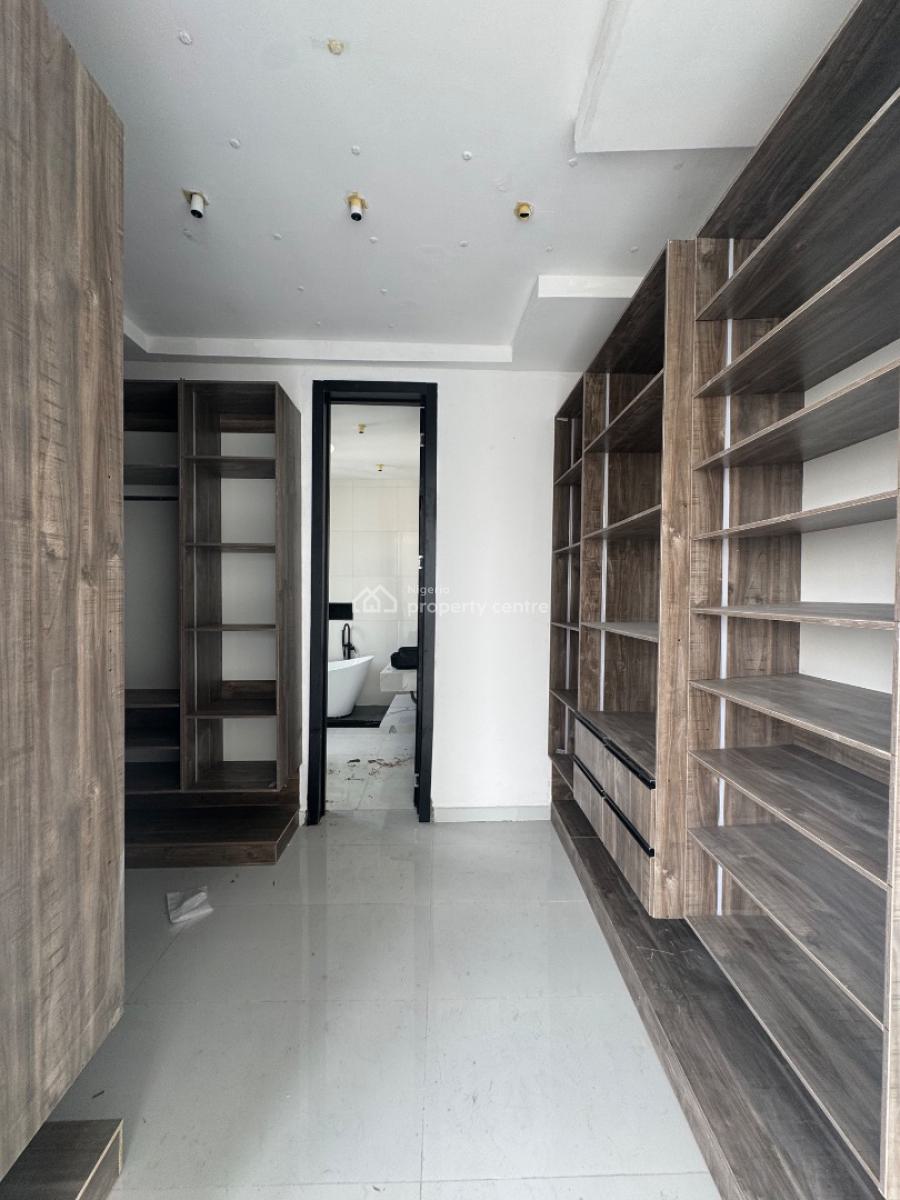 Beautifully Built 5 Bedroom Fully Detached Duplex with Bq and a Pool, Chevron, Lekki Phase 2, Lekki, Lagos, Detached Duplex for Sale