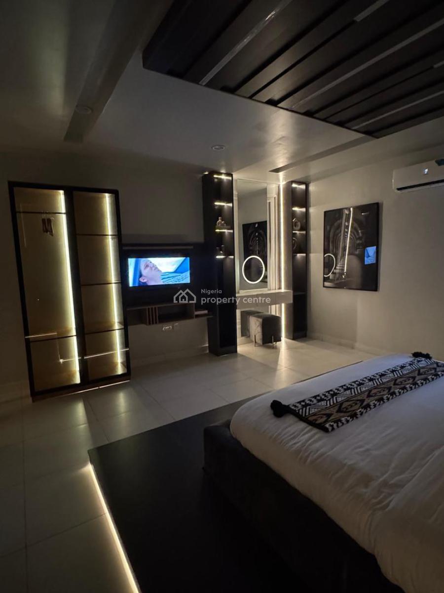 2-bedroom Apartment with Pool, Lekki Phase 1, Lekki, Lagos, Flat / Apartment for Rent