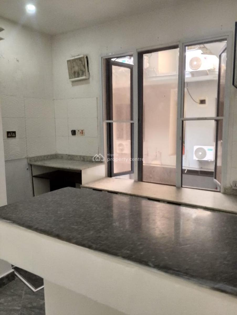 3-bedroom Elevator, Lekki Phase 1, Lekki, Lagos, House for Rent