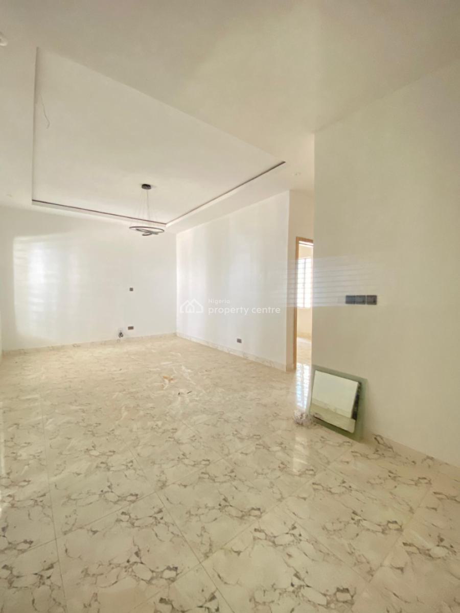 Neatly Built 3 Bedroom Terrace, Mobil Road, Lekki, Lagos, Terraced Duplex for Sale