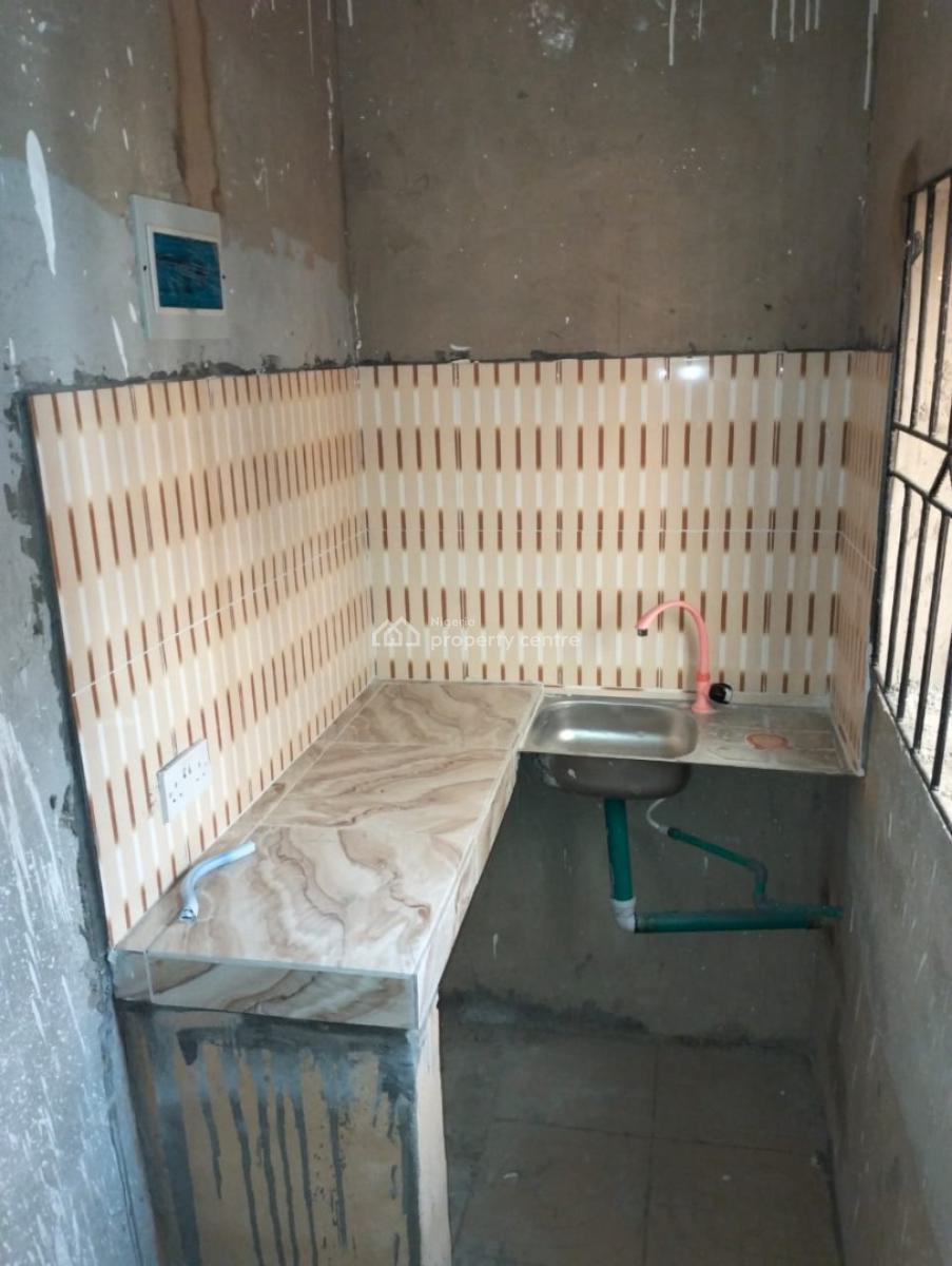 Newly Built Miniflat, Palmgrove, Shomolu, Lagos, Mini Flat (room and Parlour) for Rent
