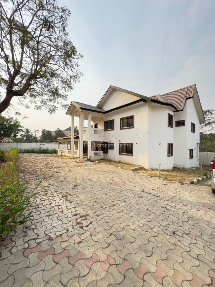 Newly Vacated 5 Bedroom Fully Detached Duplex + Bq, Maitama, Maitama District, Abuja, Detached Duplex for Rent