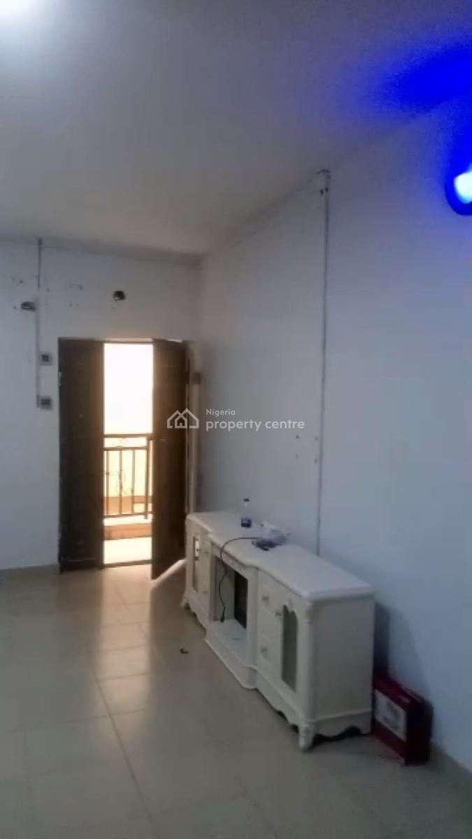 Spacious 2 Bedroom Apartment, New Oko-oba, Agege, Lagos, Flat / Apartment for Rent