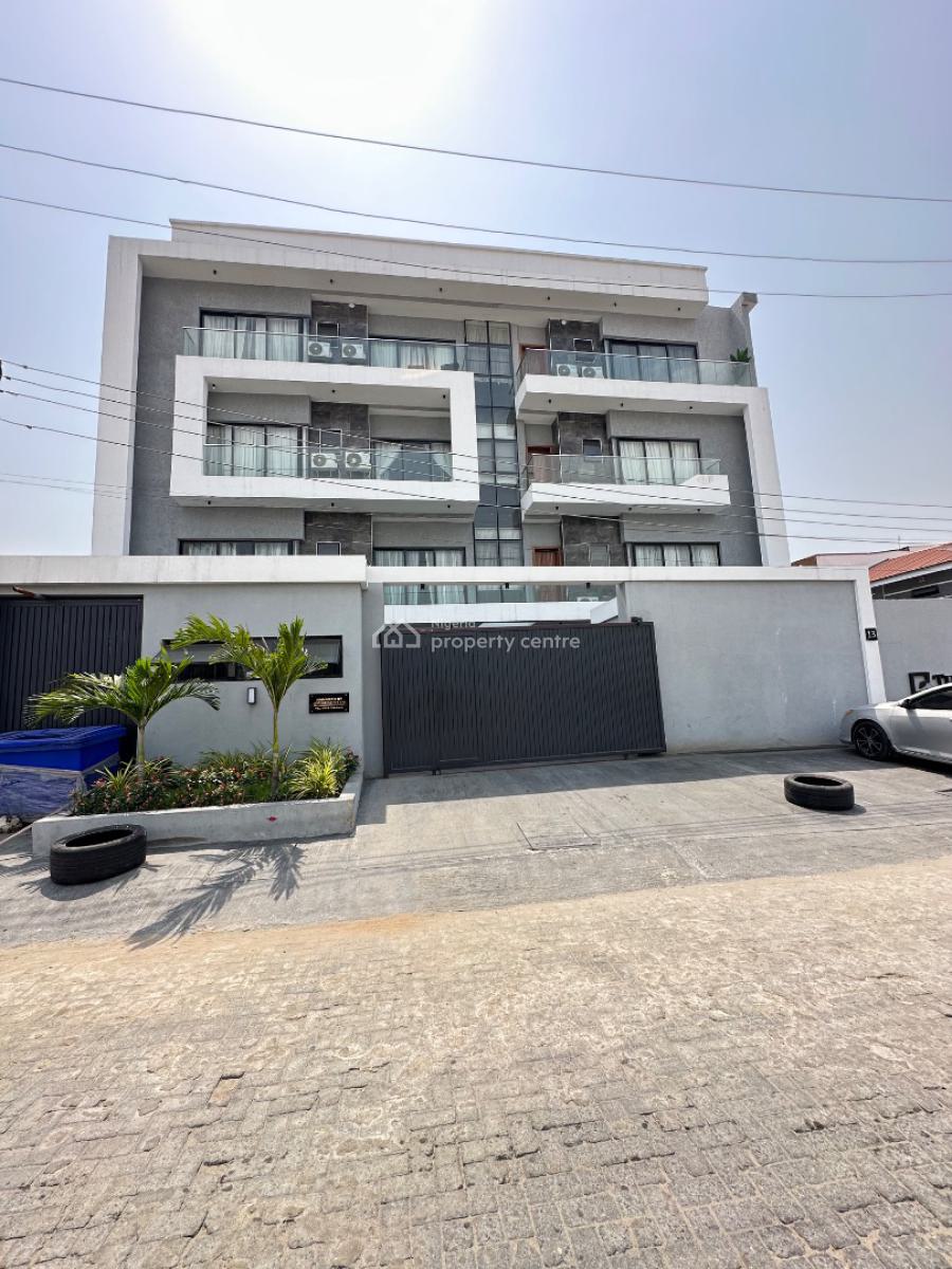 Spacious 2 Bedrooms Apartment with and Elevator, Swimming Pool and Gym, Lekki Phase 1, Lekki, Lagos, Flat / Apartment for Sale