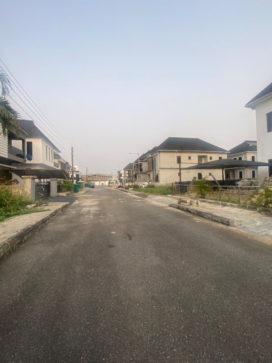 Spacious 5 Bedrooms Duplex with Bq and 24 Hours Light, Sapphire Gardens Estate, Awoyaya, Ibeju Lekki, Lagos, Detached Duplex for Sale