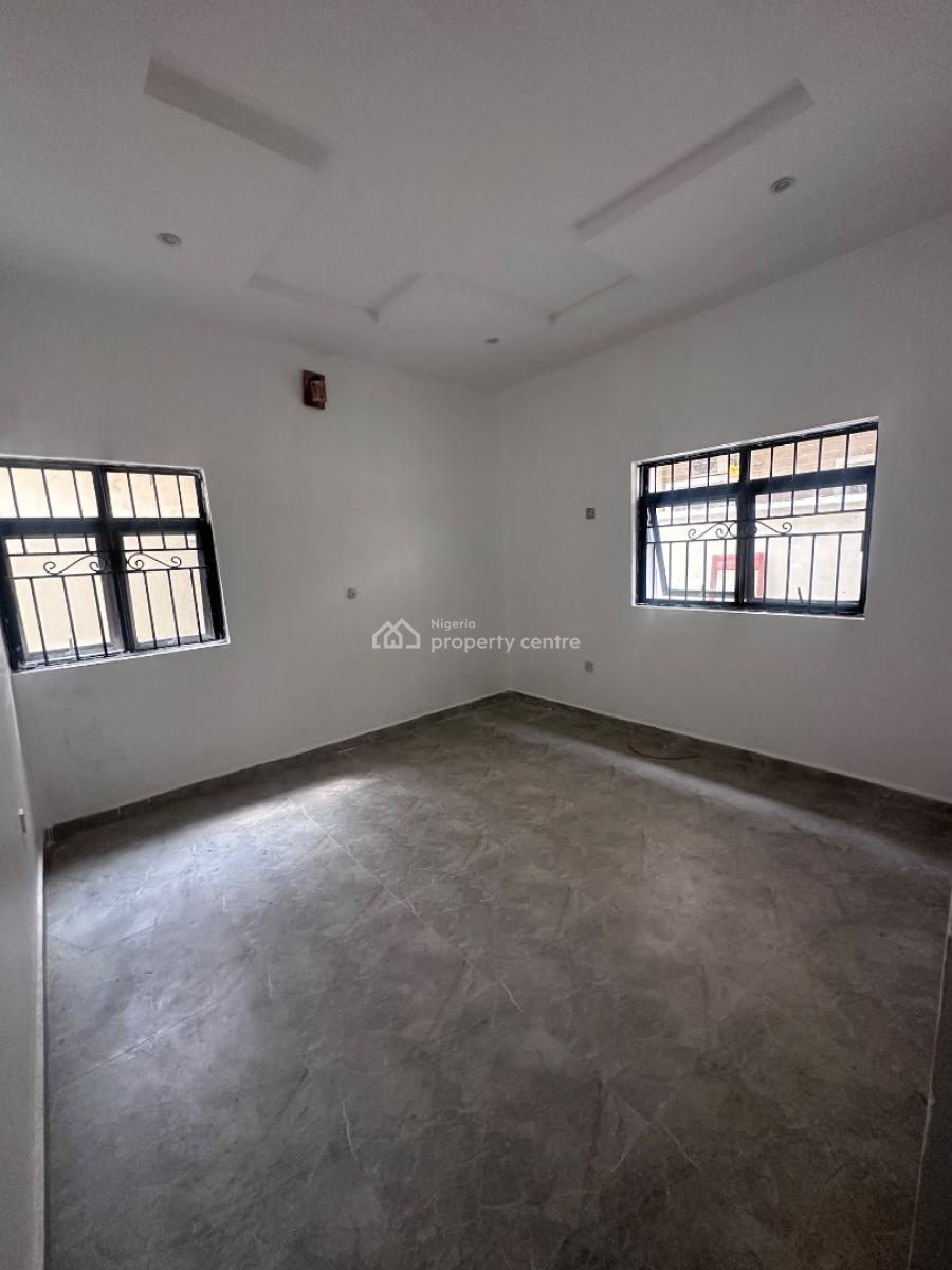 5 Bedroom Duplex with Bq, Lekki Phase 1, Lekki, Lagos, Semi-detached Duplex for Rent
