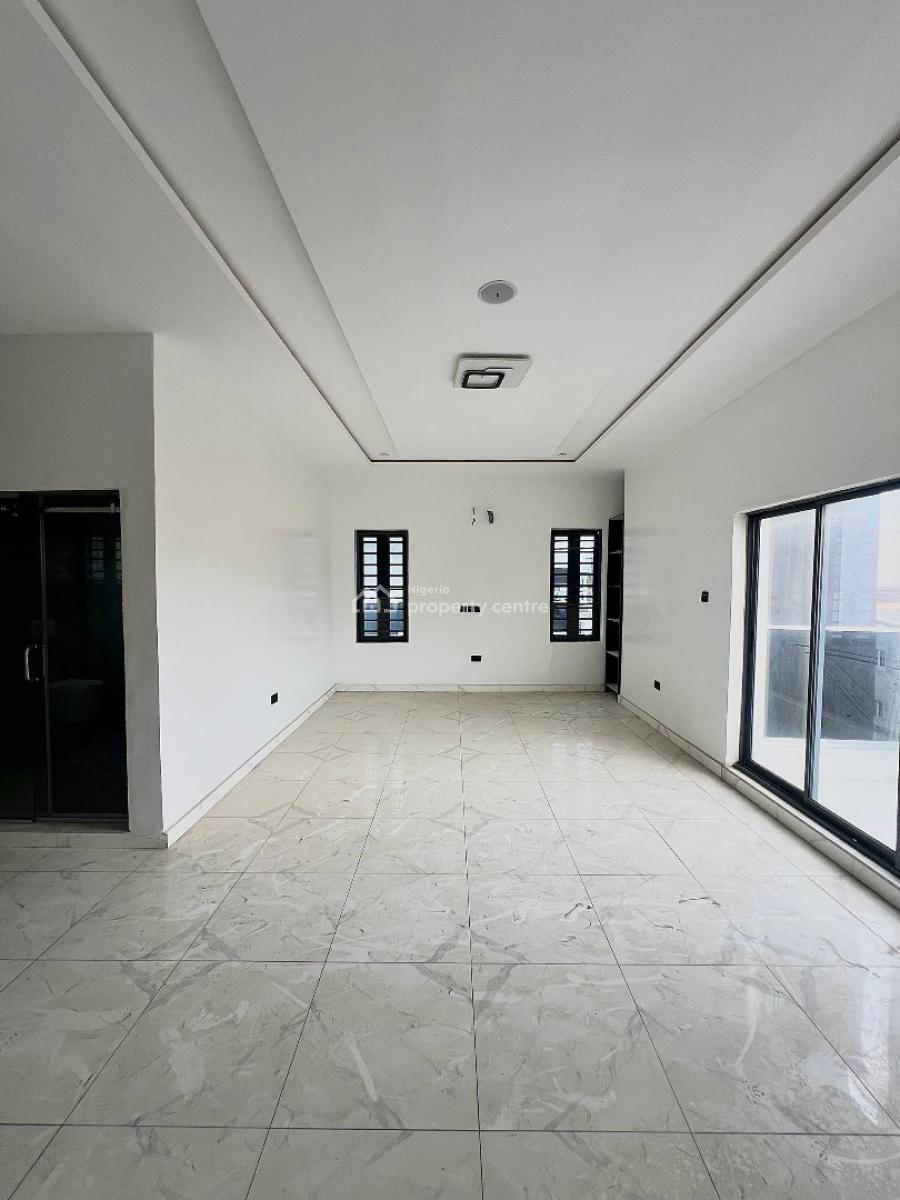 Spacious 5 Bedrooms Fully Detached House + Bq, Ologolo, Lekki, Lagos, Detached Duplex for Sale