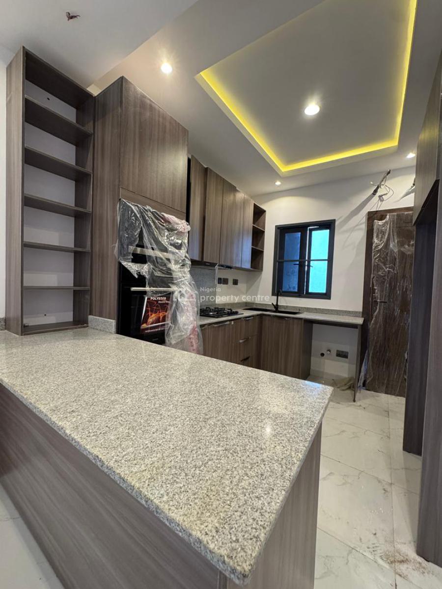 Luxury  Finished 3  Bedrooms Apartment with a Bq, Ikate Elegushi, Lekki, Lagos, Flat / Apartment for Sale