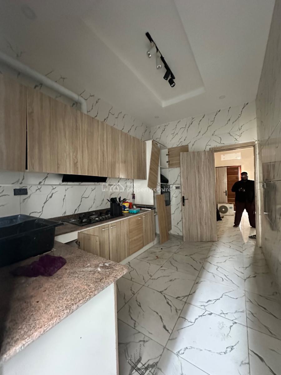 Maintained 3 Bedrroms Terraced Duplex, Ikota, Lekki, Lagos, Terraced Duplex for Rent