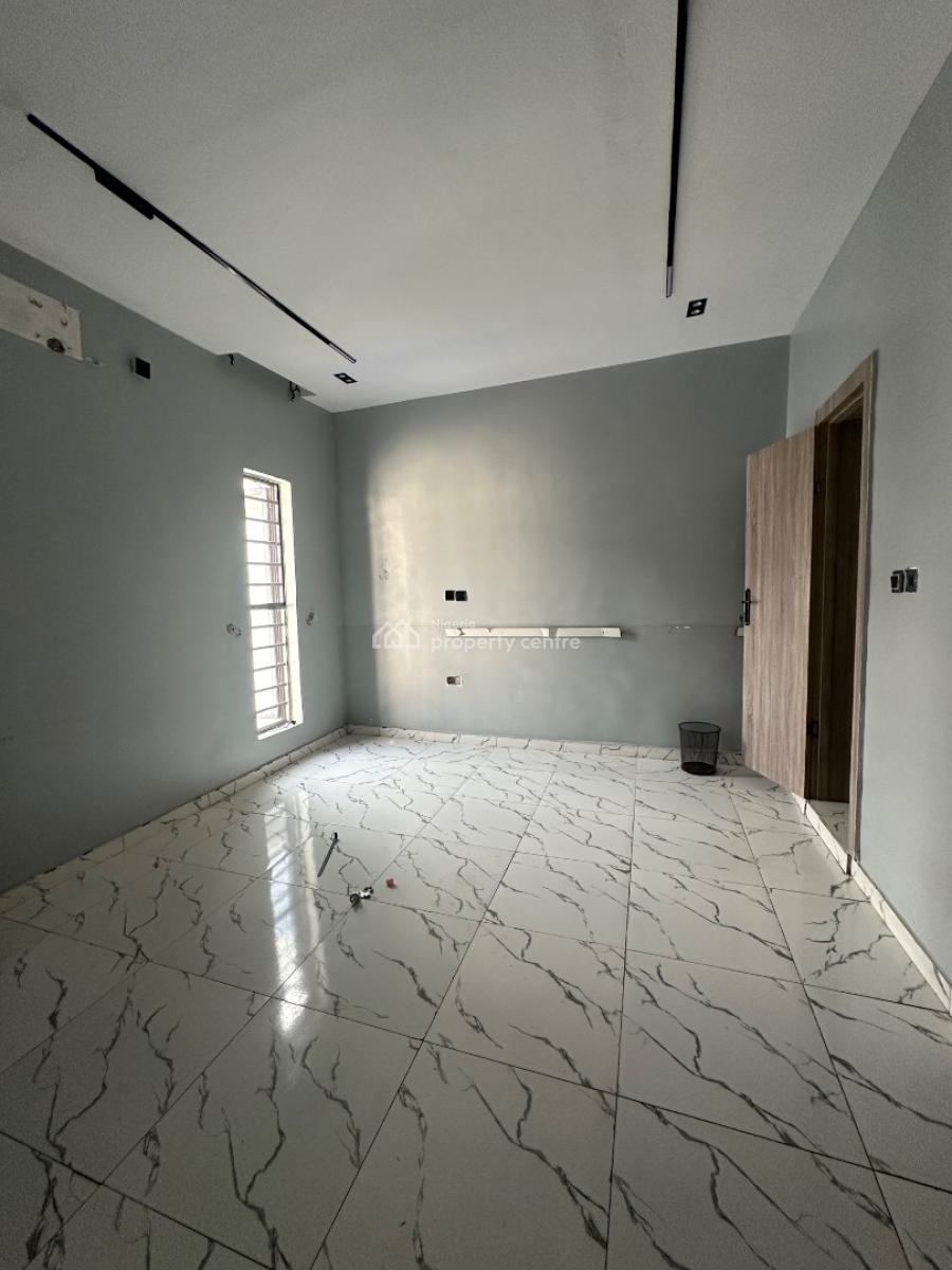 Maintained 3 Bedrroms Terraced Duplex, Ikota, Lekki, Lagos, Terraced Duplex for Rent