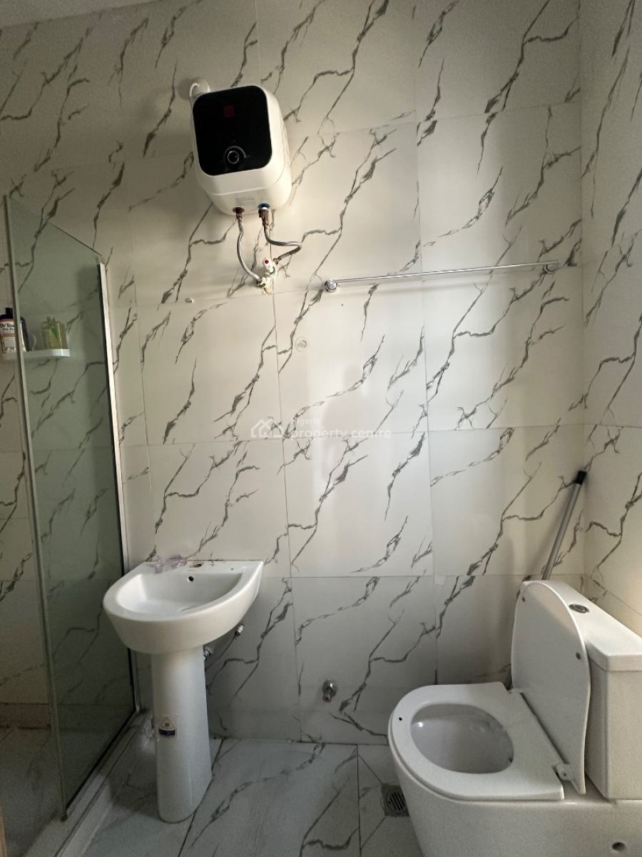 Maintained 3 Bedrroms Terraced Duplex, Ikota, Lekki, Lagos, Terraced Duplex for Rent