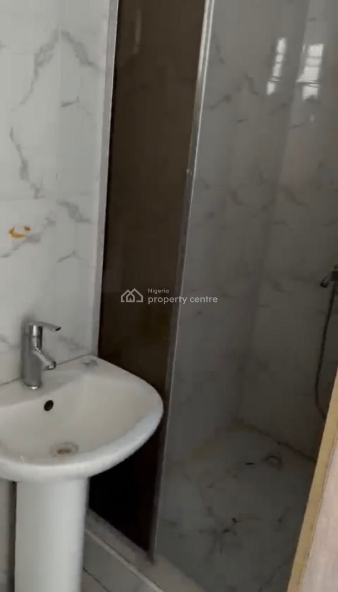 Self Contain, Emcel Court, Orchid, Lekki Expressway, Lekki, Lagos, Self Contain (single Rooms) for Rent