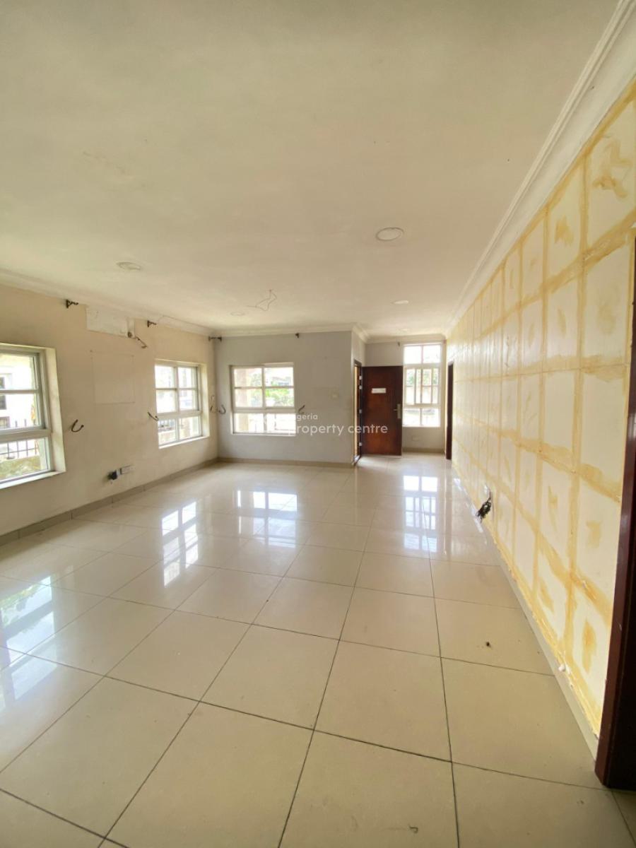 Detached 4 Bedrooms Bungalow Fully Serviced with  24 Hours Light, Napier Garden Estate, Lekki, Lagos, Detached Bungalow for Rent
