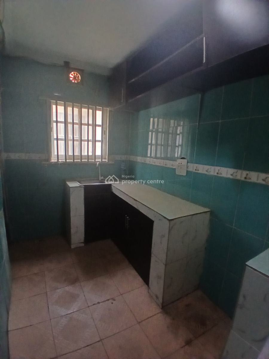 Spacious 3 Bedrooms, American International, Durumi, Abuja, Flat / Apartment for Rent