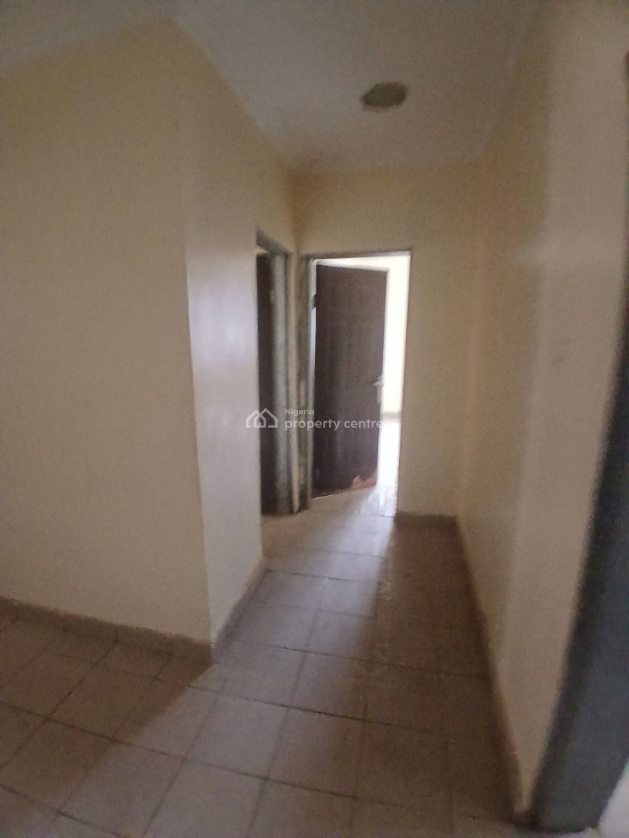 Spacious 3 Bedrooms, American International, Durumi, Abuja, Flat / Apartment for Rent