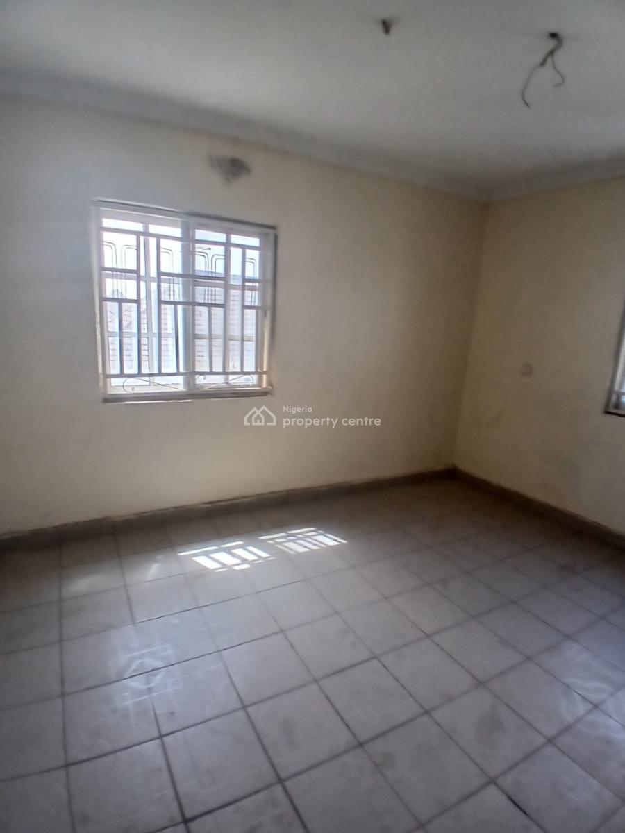 Spacious 3 Bedrooms, American International, Durumi, Abuja, Flat / Apartment for Rent