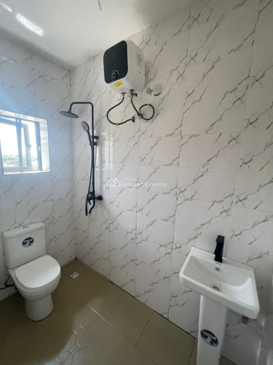 Luxury New 4 Bedrooms En-suite Semi-detached Duplex + Bq, Gaduwa, Abuja, Semi-detached Duplex for Sale