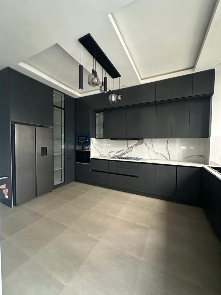 𝐁𝐑𝐀𝐍𝐃 𝐍𝐄𝐖 4 𝐁𝐄𝐃𝐑𝐎𝐎𝐌 Semi 𝐃𝐄𝐓𝐀𝐂𝐇𝐄𝐃 𝐃𝐔𝐏𝐋𝐄𝐗, Lekki Phase 1, Lekki, Lagos, Semi-detached Duplex for Rent