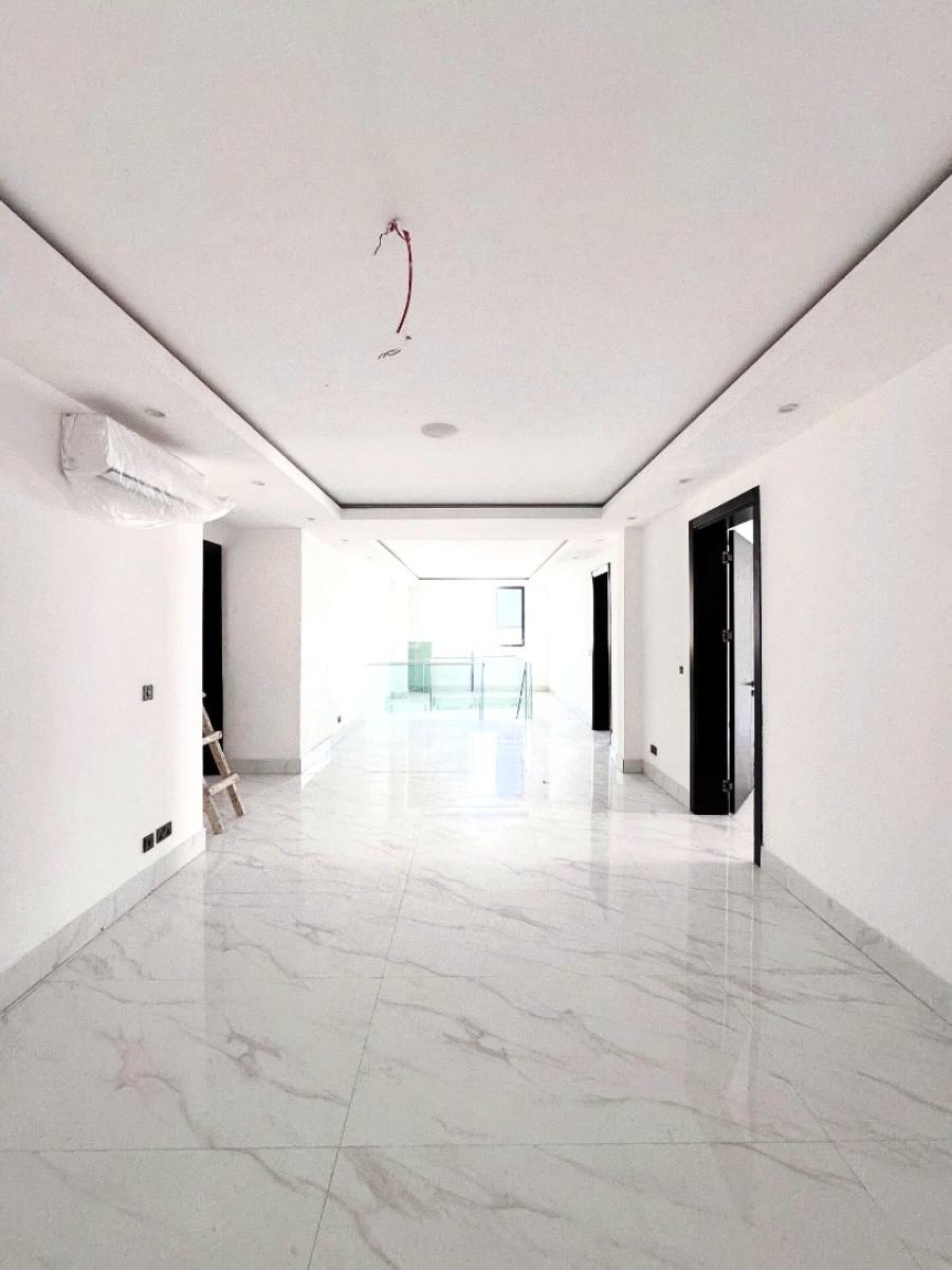 Massive 4 Bedroom Maisonnette, Banana Island, Ikoyi, Lagos, Terraced Duplex for Sale