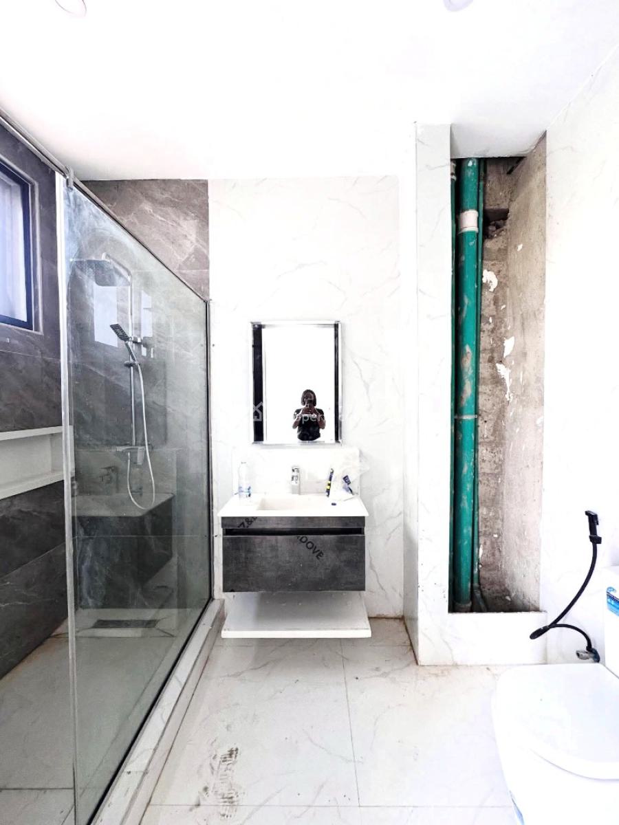 Massive 4 Bedroom Maisonnette, Banana Island, Ikoyi, Lagos, Terraced Duplex for Sale