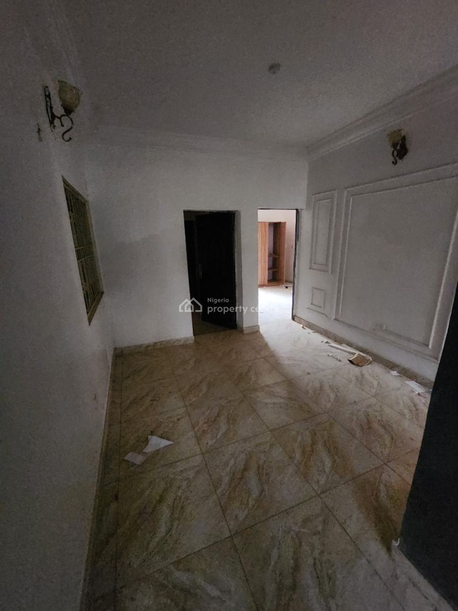 Luxury Two Bedrooms Flat, News Engineering Road, Dawaki, Gwarinpa, Abuja, Flat / Apartment for Rent
