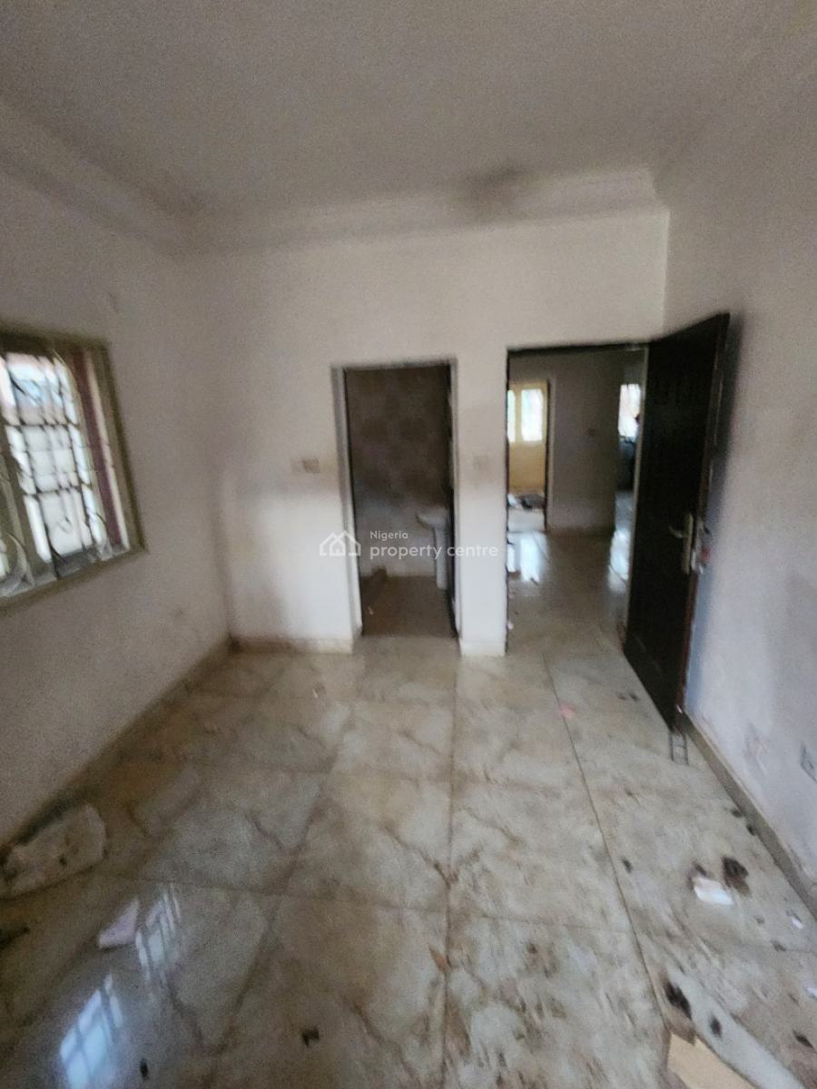 Luxury Two Bedrooms Flat, News Engineering Road, Dawaki, Gwarinpa, Abuja, Flat / Apartment for Rent