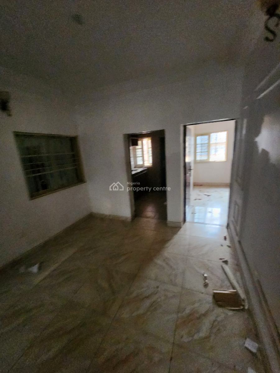 Luxury Two Bedrooms Flat, News Engineering Road, Dawaki, Gwarinpa, Abuja, Flat / Apartment for Rent