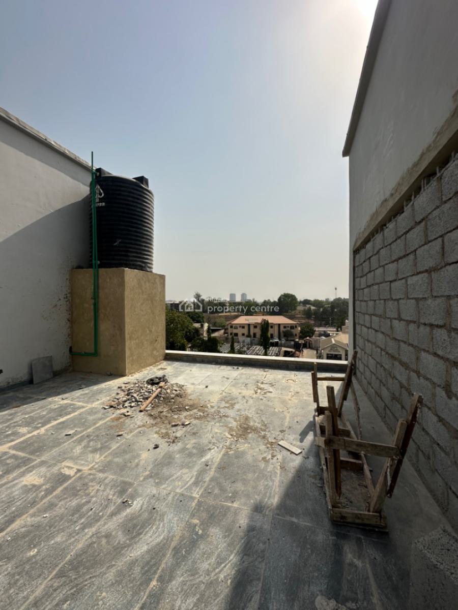 370 Square Metres Office/shop 𝐒𝐏𝐀𝐂𝐄𝐒, Wuse 2, Abuja, Plaza / Complex / Mall for Rent