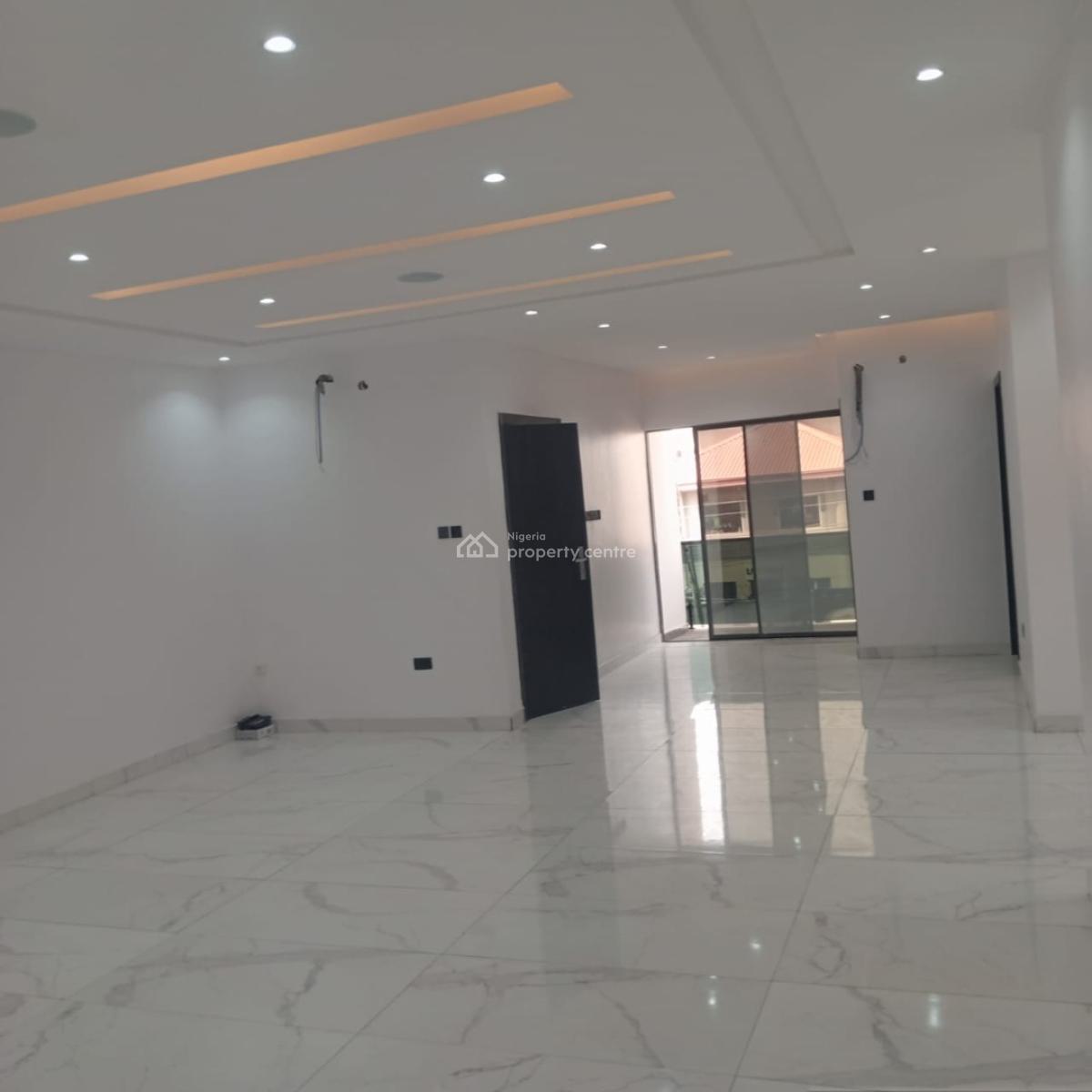 Three-bedroom Flexible Apartment with Bq, Lekki Phase 1, Lekki, Lagos, Flat / Apartment for Rent