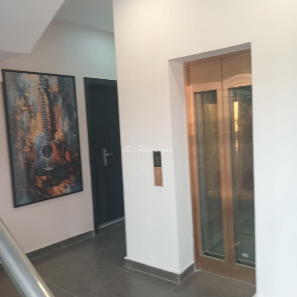 Three-bedroom Flexible Apartment with Bq, Lekki Phase 1, Lekki, Lagos, Flat / Apartment for Rent