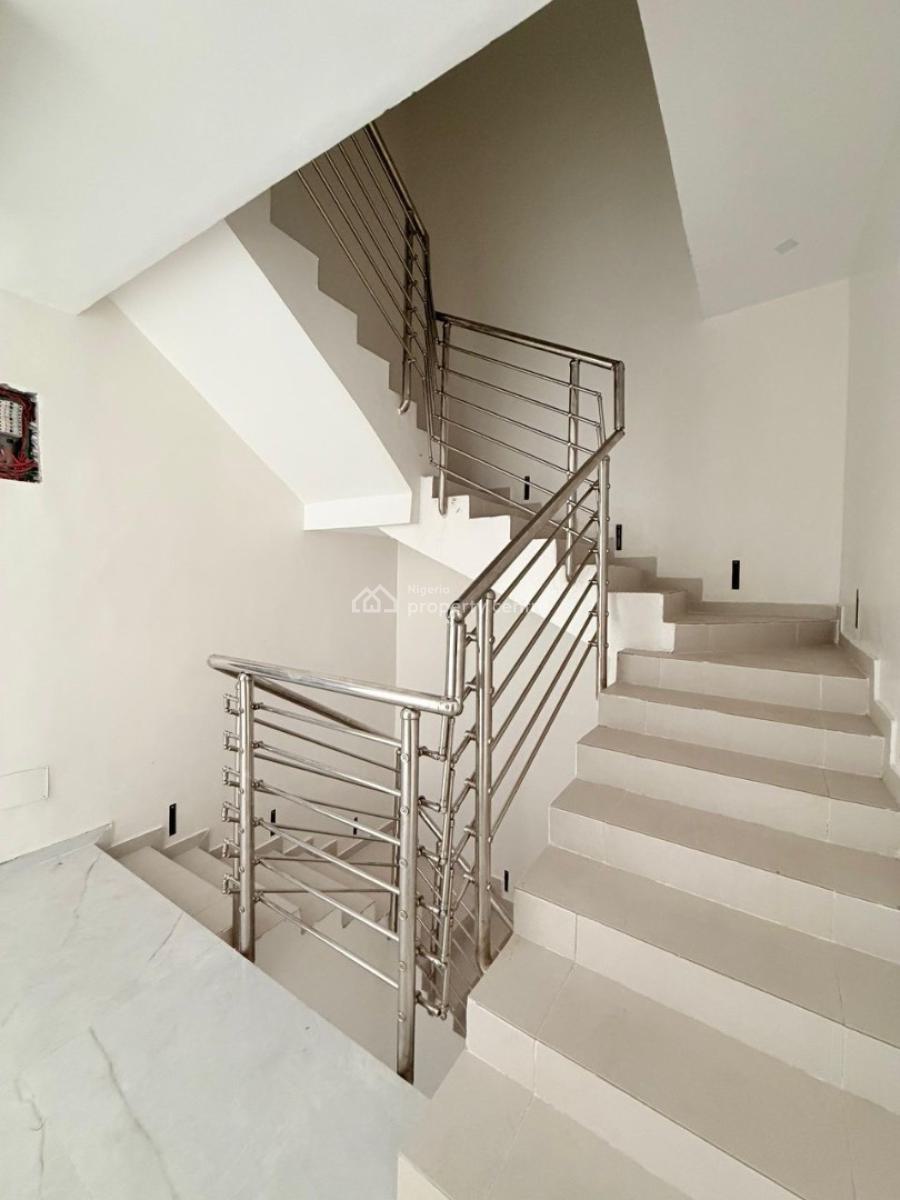 Tastefully Built 4 Bedroom Terrace Duplex with  Bq, Osapa, Lekki, Lagos, Terraced Duplex for Sale