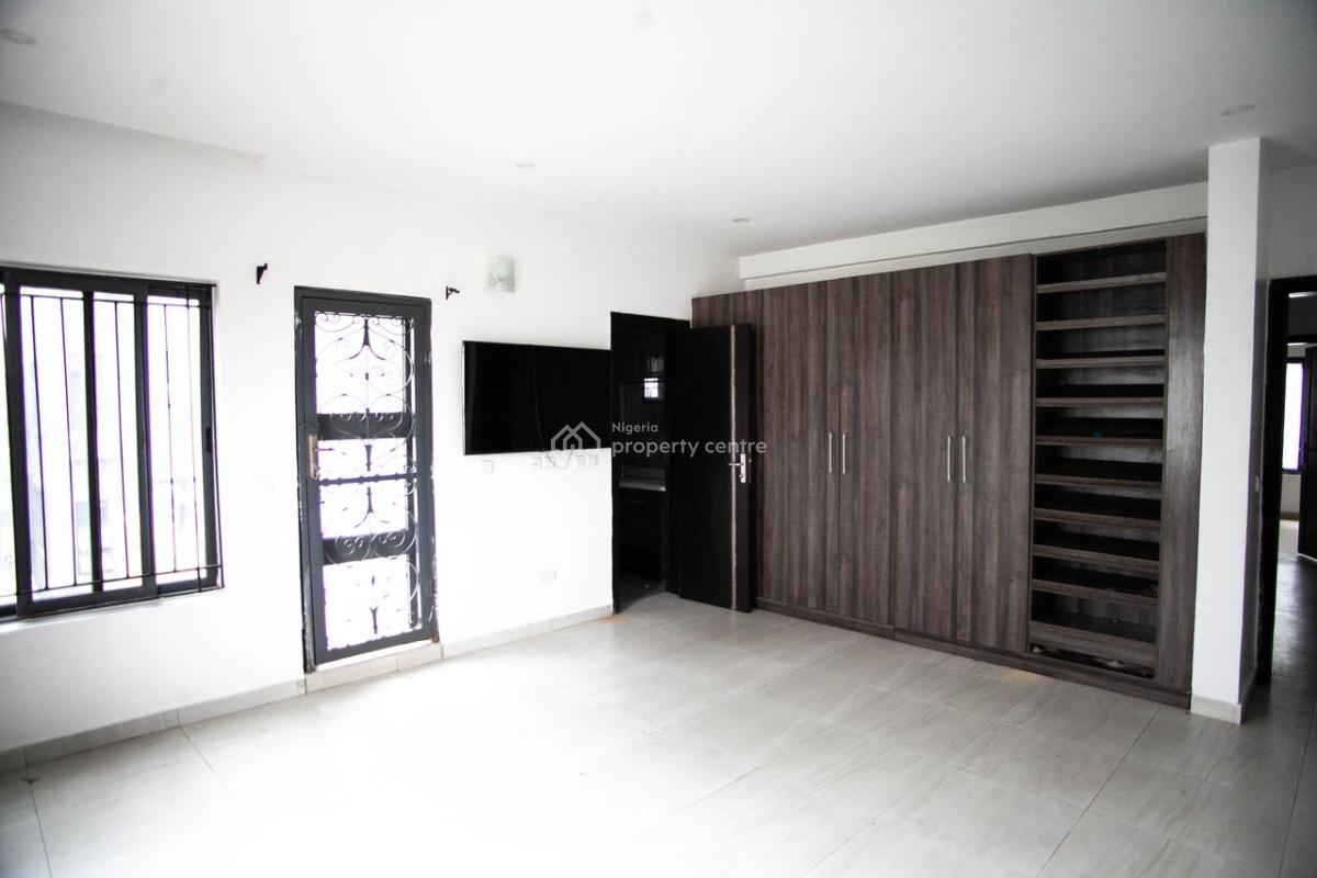 Luxury 3 Bedroom Apartment with a Bq on The, Lekki Phase 1, Lekki, Lagos, Flat / Apartment for Rent