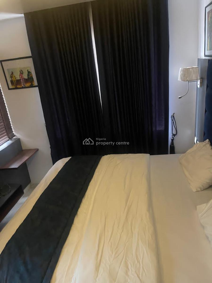 Clean and Moderate Service Furnished 2 Bedroom Flat, Victoria Island (vi), Lagos, Flat / Apartment for Rent