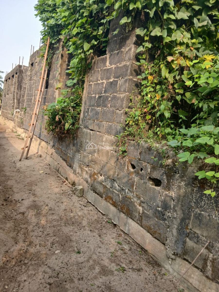 a 3 Bedroom Uncompleted Building, Araromi Town Ibeju-lekki Lagos, Ibeju Lekki, Lagos, Mixed-use Land for Sale