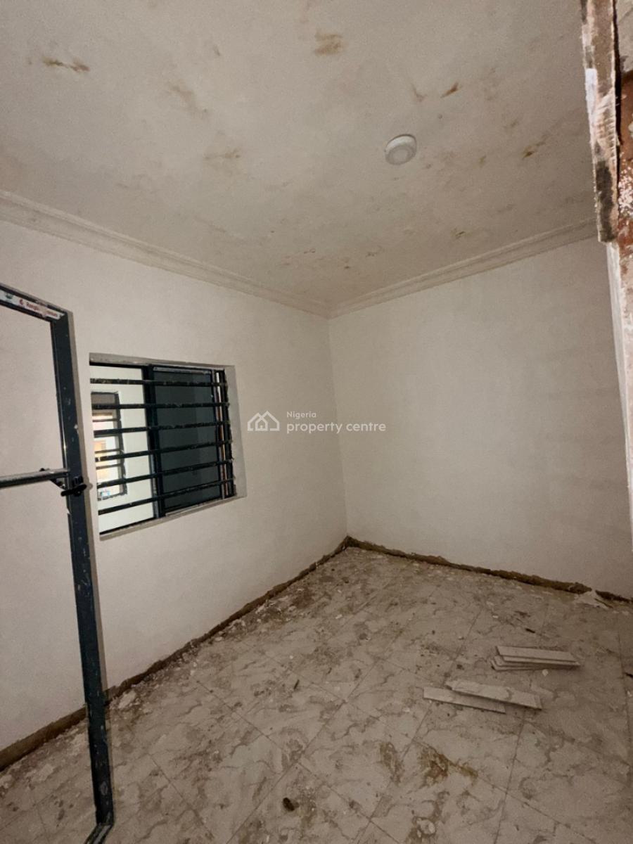 17 Years Long Lease Apartment in High Demand Location, Shomolu, Lagos, Mini Flat (room and Parlour) for Sale