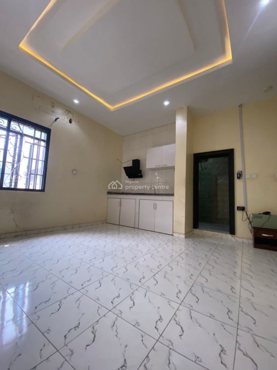 Big Studio Apartment, Agungi, Lekki, Lagos, Mini Flat (room and Parlour) for Rent