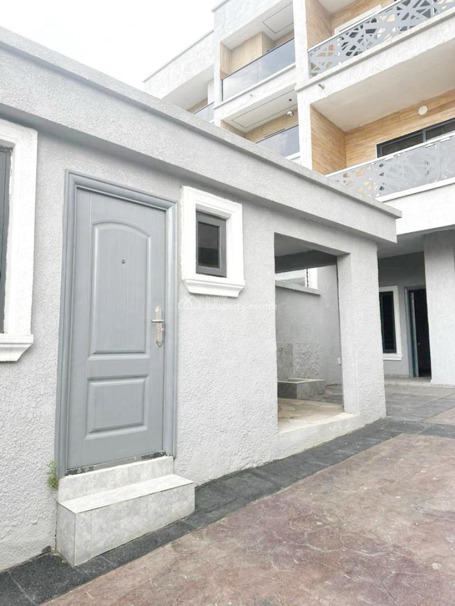 a 4 Bedrooms Semi Detached Duplex with 2 Living Rooms & 2 Bqs, Maryland, Lagos, Semi-detached Duplex for Rent