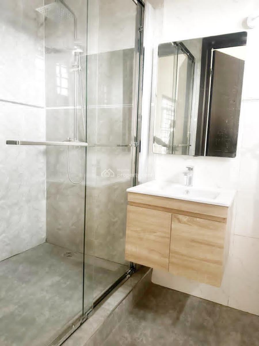 a 4 Bedrooms Semi Detached Duplex with 2 Living Rooms & 2 Bqs, Maryland, Lagos, Semi-detached Duplex for Rent